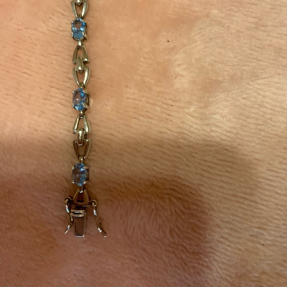 Sterling  sky blue topaz bracelet Estate. - Picture 2 of 5